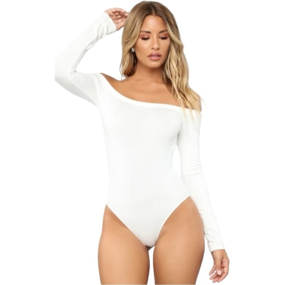 Fashion Nova White Off Shoulder Bodysuit 1X Plus Size - Picture 1 of 8